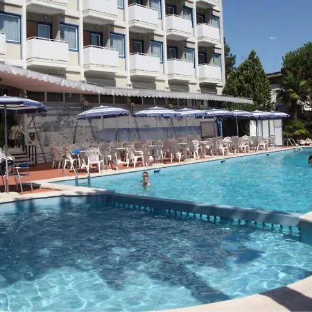 Medusa Splendid Отель 4*