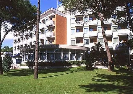 Отель Medusa Splendid 4*