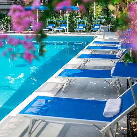 Ξενοδοχείο Medusa Splendid 4*