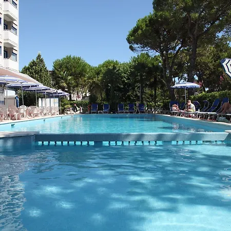 فندق Medusa Splendid 4*